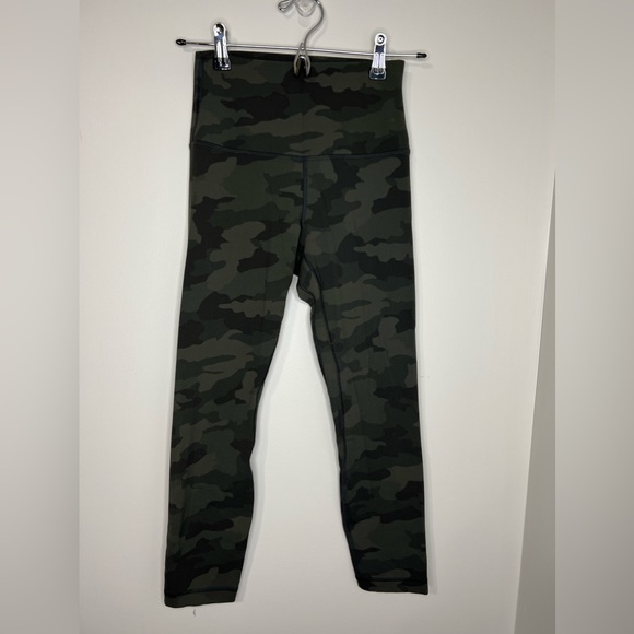 lululemon athletica Pants - Lululemon Athletica Align. Camo print size 4. Great condition. Yoga pants.